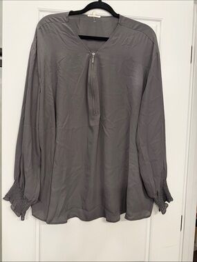 Maurices Gray Zip Front Smocked Cuff Tunic